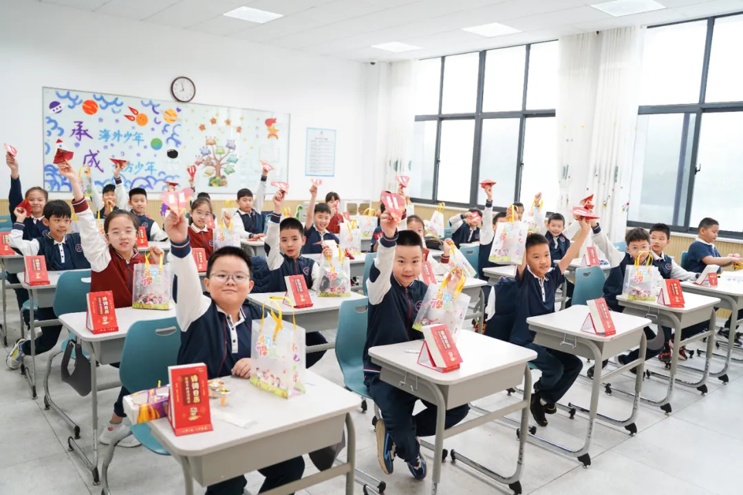 开学季、开学典礼、百日誓师、社团纳新、填仓节、无人机运动中心、马术中心焕新、周末兴趣课……
